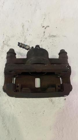 5811007500 Pinza de freno delantera izquierda  en stock Granada