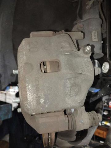 581301J600 Pinza de freno delantera derecha  comprar en Reus