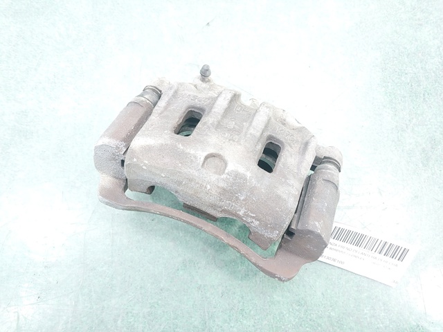 HYUNDAI 581303E100 Pinza de freno delantera derecha  en stock Terrassa
