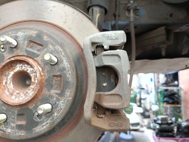 Pasador guía inferior de la pinza de freno delantera 581621H000 HYUNDAI