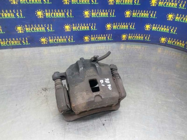 Pinza de freno delantera izquierda 5818029A40 Hyundai/Kia