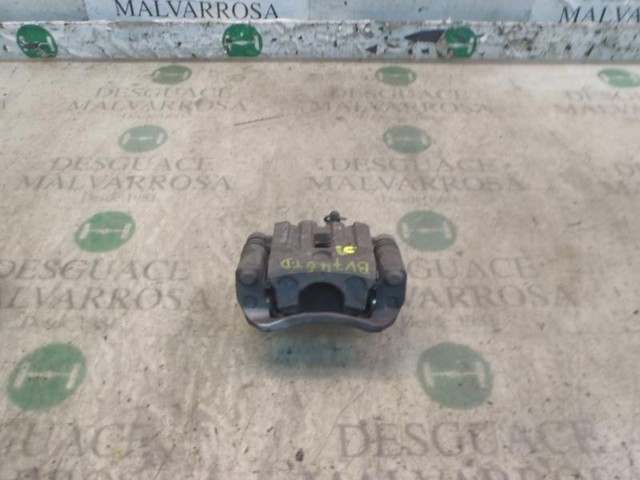 582301D100 Pinza de freno trasera derecha comprar Sevilla
