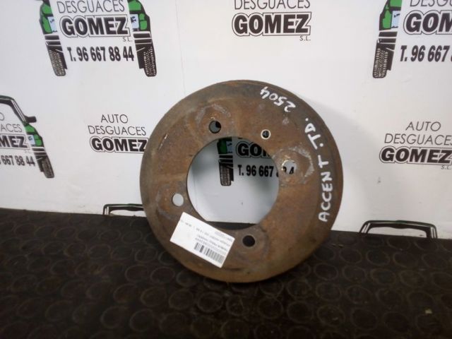 Tambor de freno trasero 5841122020 HYUNDAI