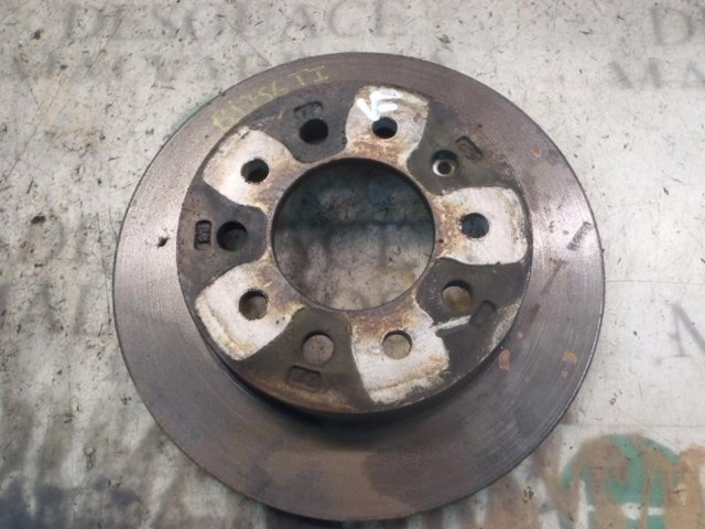 Freno de disco trasero 584112C000 HYUNDAI