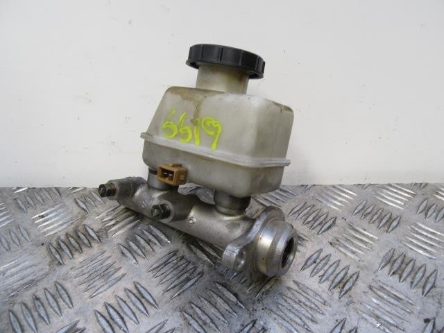 Cilindro principal de freno Hyundai Accent 1