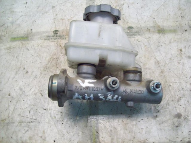 Cilindro maestro de frenos 5851025300 HYUNDAI