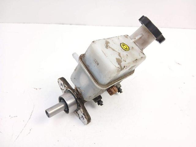 585102E100 HYUNDAI Cilindro maestro de frenos comprar Madrid