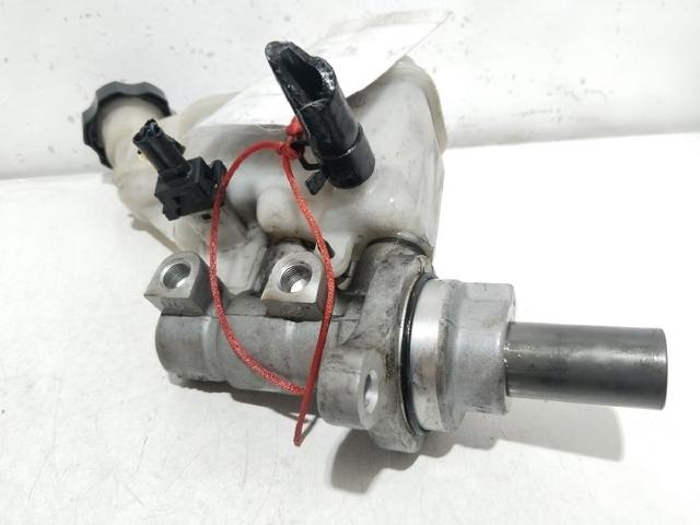 585103Z000 HYUNDAI Cilindro maestro de frenos  en stock Gandía
