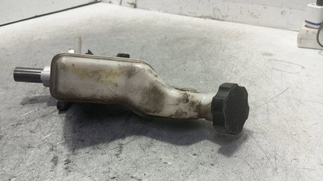 585103Z000 HYUNDAI Cilindro maestro de frenos comprar Bilbao
