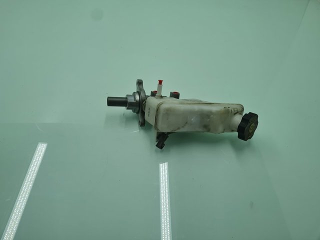 HYUNDAI 58510D7100 Cilindro maestro de frenos comprar Barcelona