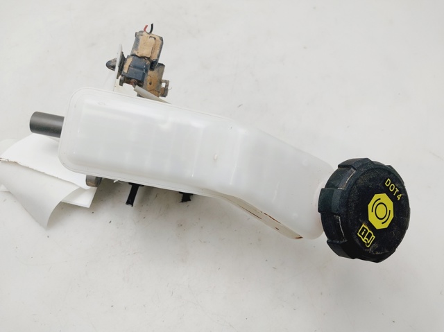 Cilindro principal de freno para Hyundai Tucson IV (NX4E)