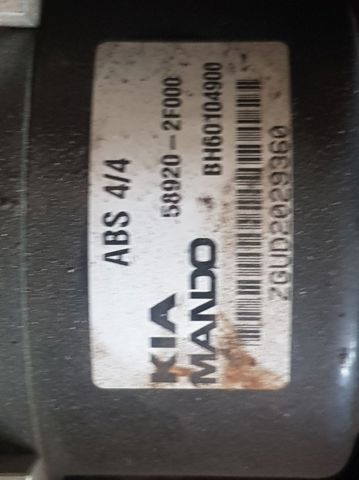 Unidad de control ABS hidráulico KIA Cerato  (2004-2008)