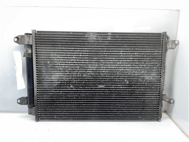 Condensador / radiador  aire acondicionado para volkswagen jetta iv 2.0 tdi cuu 5C0820411G