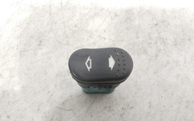 FORD 5C1T14529AA Botón de encendido del motor del elevalunas delantero izquierdo comprar Tarragona