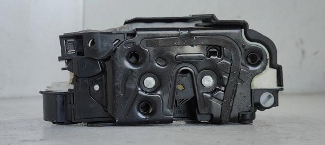 5E0839015 VAG Cerradura de puerta trasera izquierda comprar Bilbao
