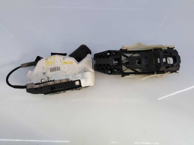 5E0839015A VAG Cerradura de puerta trasera izquierda  en stock Huelva