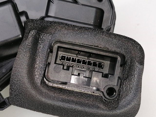 5E0839015A VAG Cerradura de puerta trasera izquierda  disponible Ourense