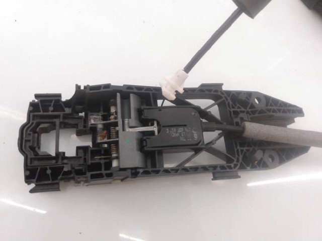 VAG 5E0839016 Cerradura de la puerta trasera derecha comprar Pamplona
