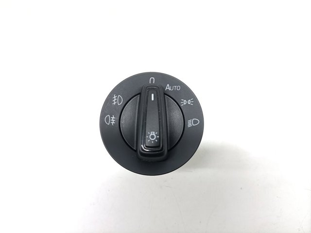 5E0941431D Interruptor de luces en el tablero  disponible Málaga
