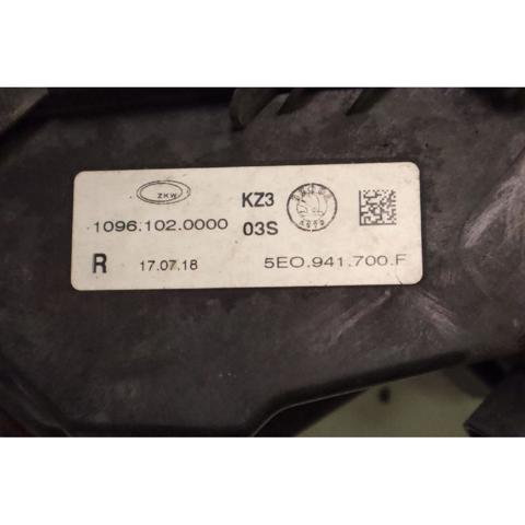 5E0941700F VAG Piloto intermitente en el parachoques derecho  disponible Ourense