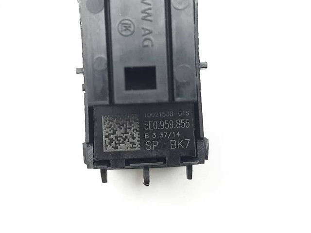 5E0959855 Botón de elevalunas delantero derecho comprar Almería