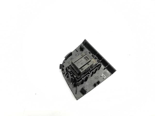 5E0959855A Botón de encendido del motor del elevalunas trasero  disponible Málaga