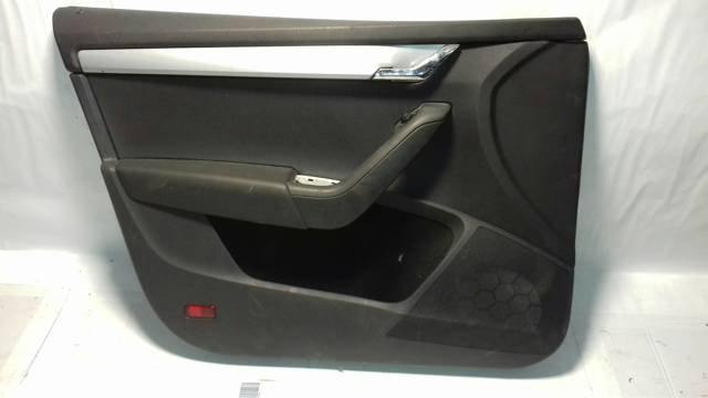 Guarnecido de puerta delantera izquierda 5E1867011 VAG/Skoda