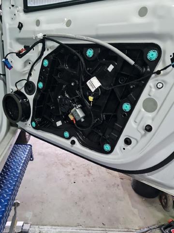 Mecanismo levanta, puerta delantera derecha Skoda Octavia IV (2020-2026)