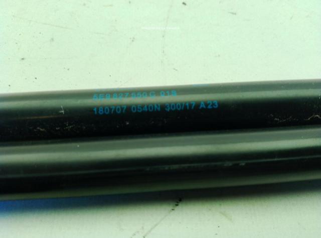 VAG 5E9827550C Amortiguador de la tapa del maletero  comprar en Murcia