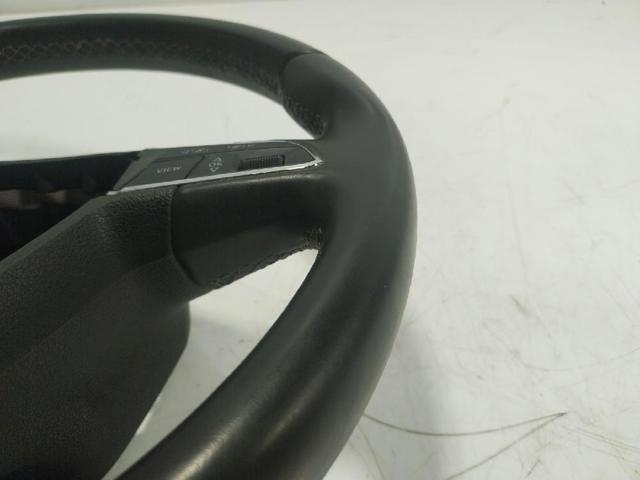Volante multifuncion Seat Leon hatchback comprar en España