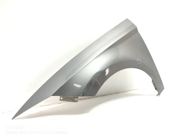 VAG 5F0821021G Aleta delantera izquierda  en stock Valencia