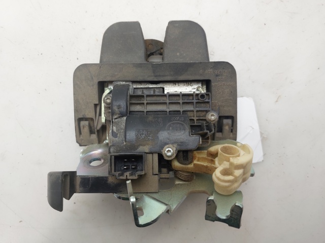 5F0827505 VAG Cerradura de maletero comprar Madrid