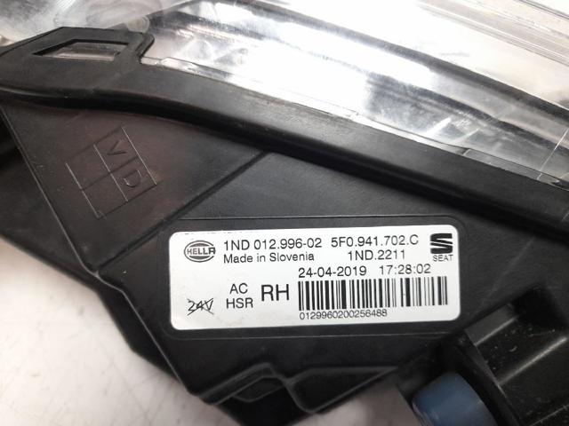 VAG 5F0941702C Faro antiniebla derecho  en stock Salamanca