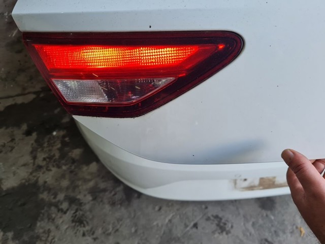 VAG 5F0945093D Piloto trasero interior izquierdo  disponible Valladolid