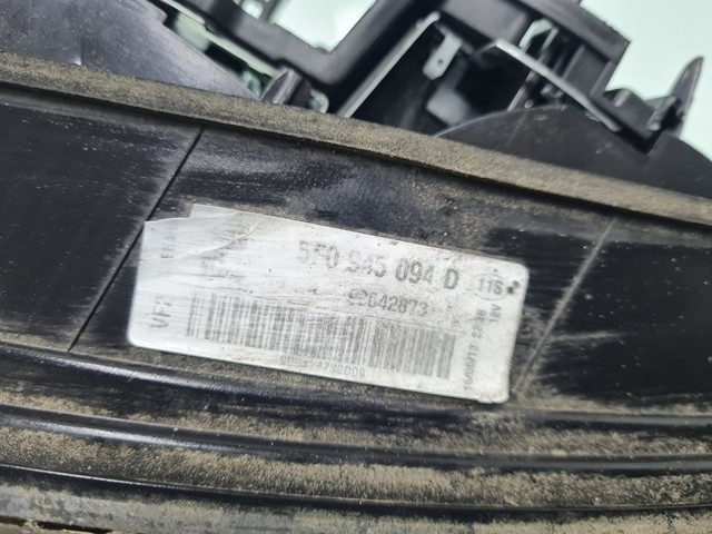 5F0945094D VAG Piloto trasero interior derecho comprar Alcalá