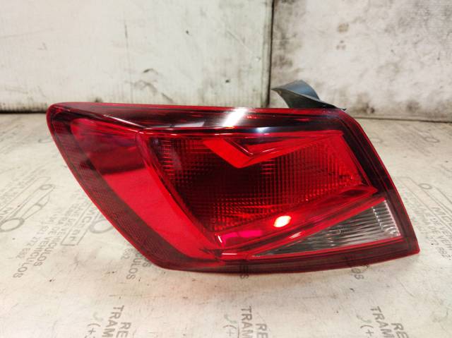 5F0945095B Piloto trasero exterior izquierdo comprar Almería