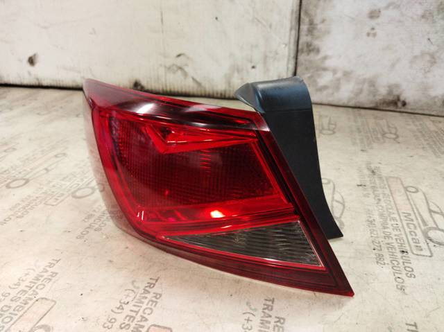 VAG 5F0945095B Piloto trasero exterior izquierdo  comprar en Albacete