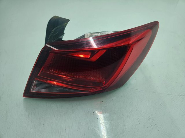 5F0945096B VAG Piloto trasero exterior derecho comprar Alcalá