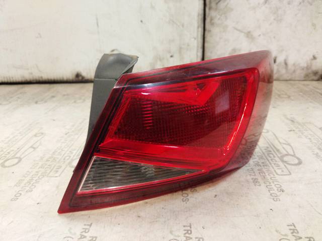 5F0945096B Piloto trasero exterior derecho  comprar en Zaragoza