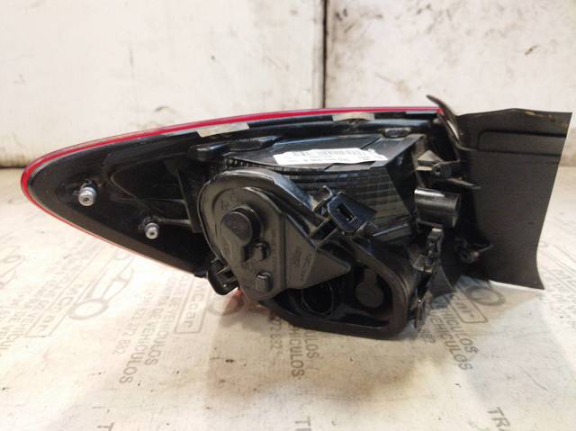 5F0945096B VAG Piloto trasero exterior derecho  disponible Alicante