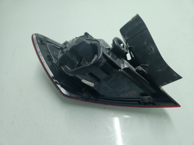 VAG 5F0945096B Piloto trasero exterior derecho  en stock Salamanca