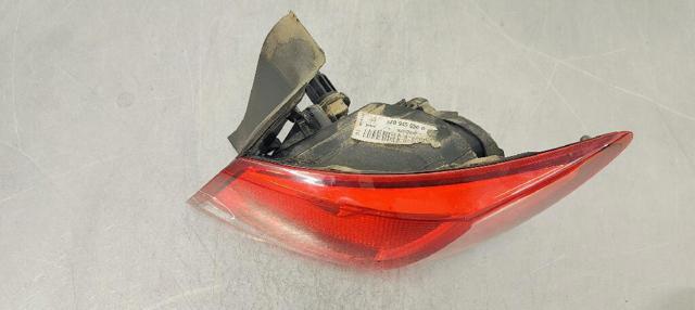 5F0945096D Piloto trasero exterior derecho  disponible Utrera