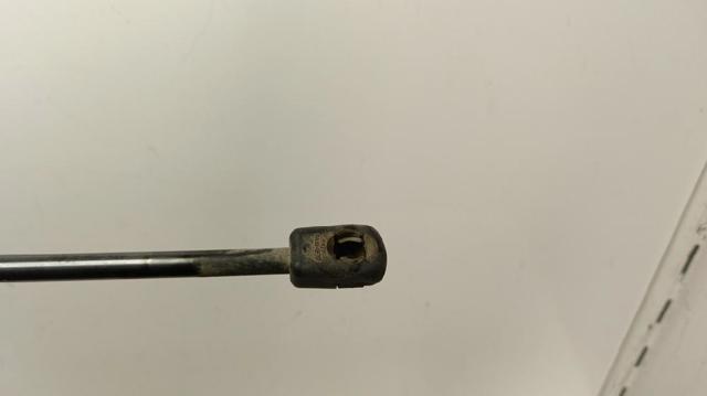 5F9827550D Amortiguador de la tapa del maletero  comprar en Zaragoza