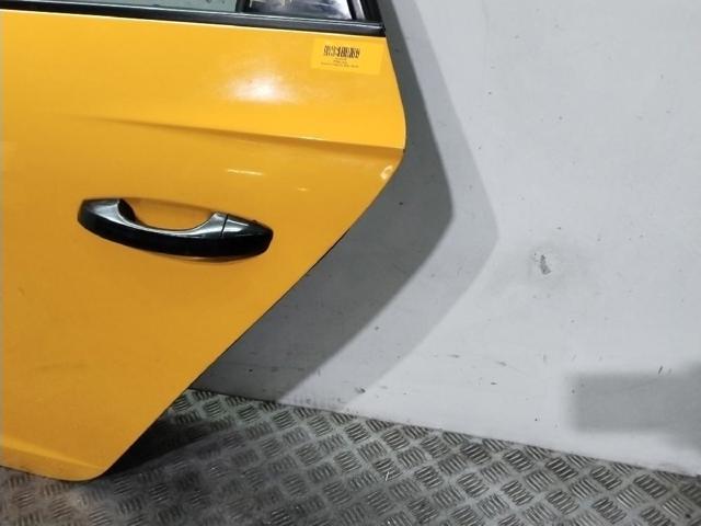 VAG 5F9833055 Puerta trasera izquierda  comprar en Albacete