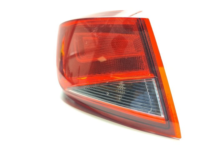 5F9945095 VAG Piloto trasero exterior izquierdo  en stock Huelva