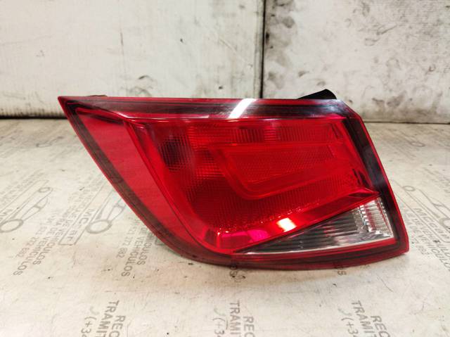 5F9945095 VAG Piloto trasero exterior izquierdo comprar Alcalá