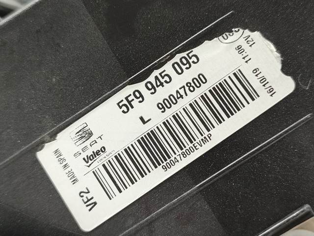 5F9945095 VAG Piloto trasero exterior izquierdo  disponible Ourense