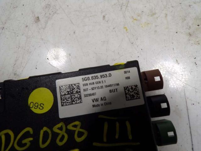 5G0035953D VAG Concentrador USB comprar Bilbao