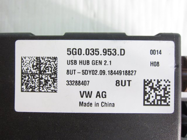 VAG 5G0035953D Concentrador USB  disponible Valladolid