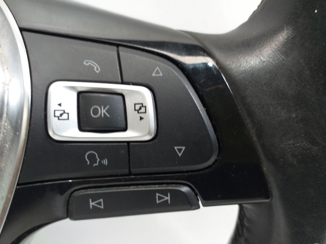 VAG 5G0419091 Volante  en stock Terrassa